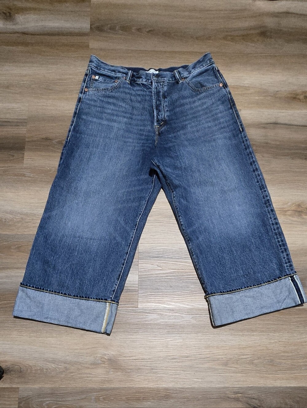 AE77 Premium Wide Crop Blue Women's Button-Fly Cuffed Jeans Size 31 - Picture 2 of 14